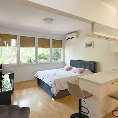 Little City Star Appartement Rijeka